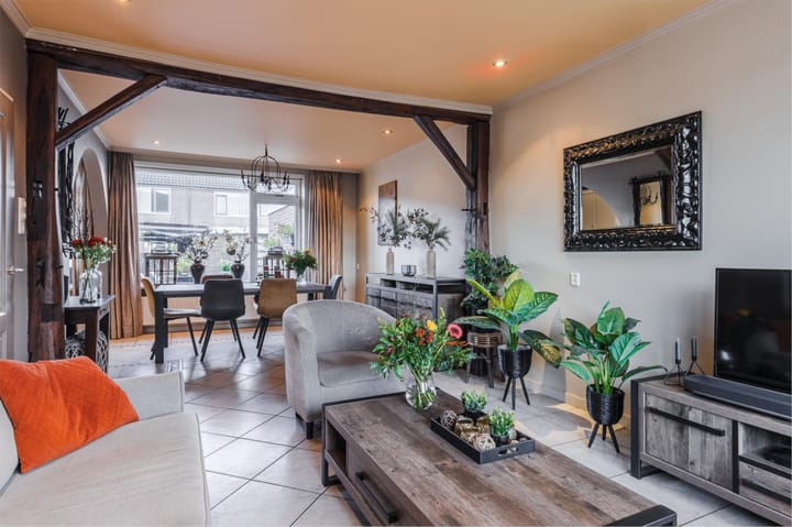 Photo 8 of Roelvinkstraat 6