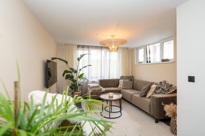 Photo 4 of De Ruyterstraat 58