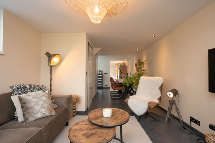 Foto 6 van De Ruyterstraat 58