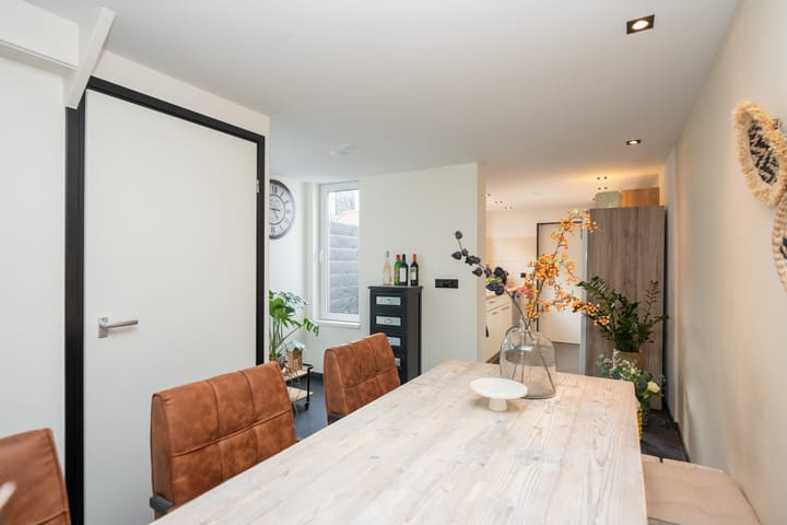 Foto 11 van De Ruyterstraat 58