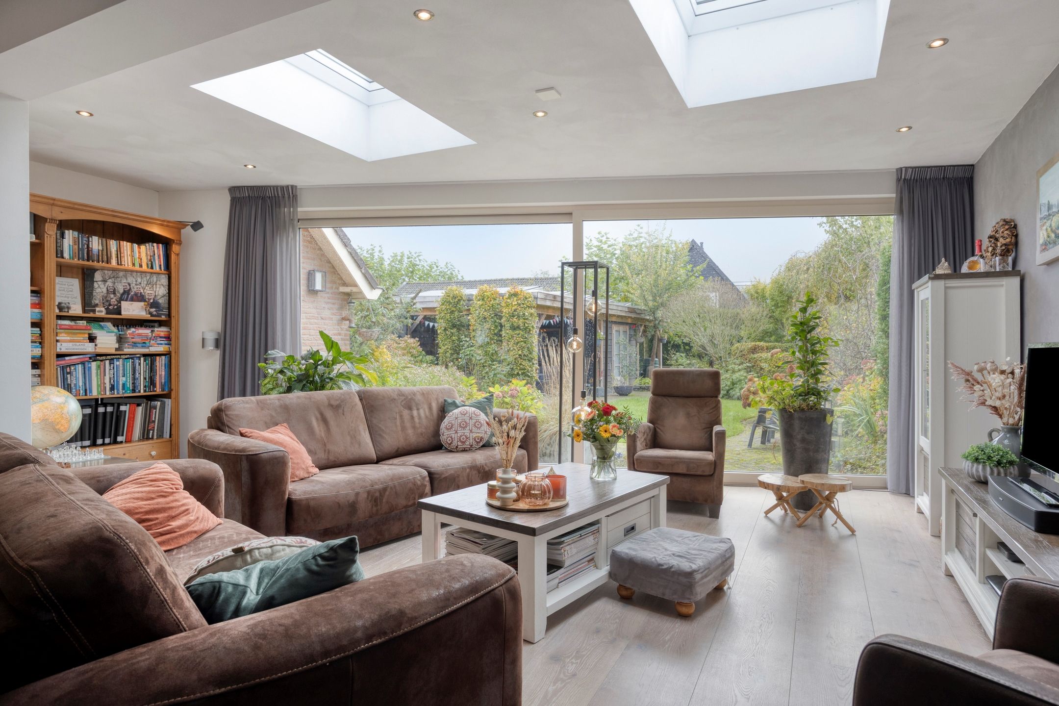 Foto 12 van Provincialeweg Noord 13-B