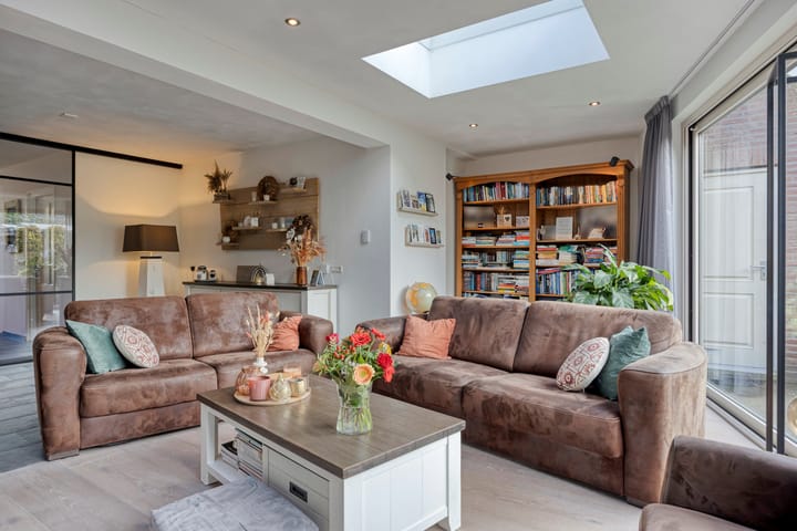 Foto 14 van Provincialeweg Noord 13-B