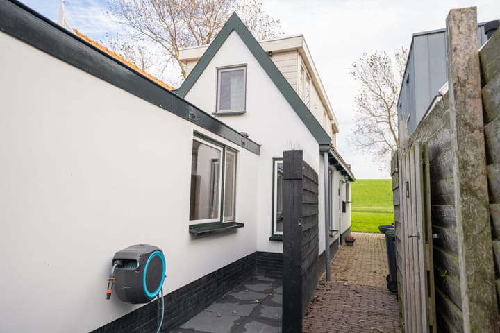 Foto 31 van De Ruyterstraat 58