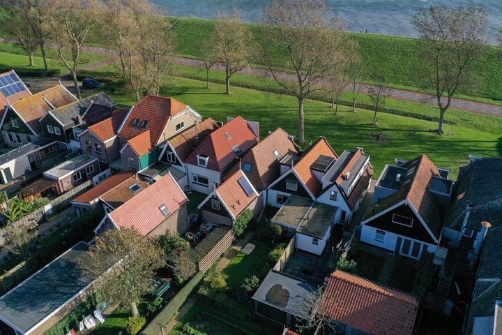 Foto 38 van De Ruyterstraat 58