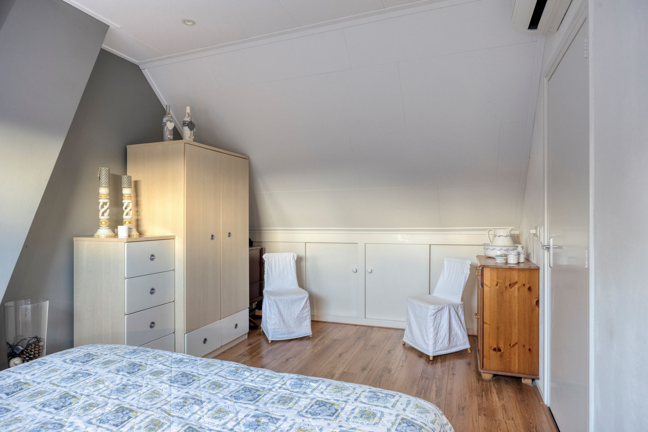 Foto 42 van Provincialeweg Noord 13-B