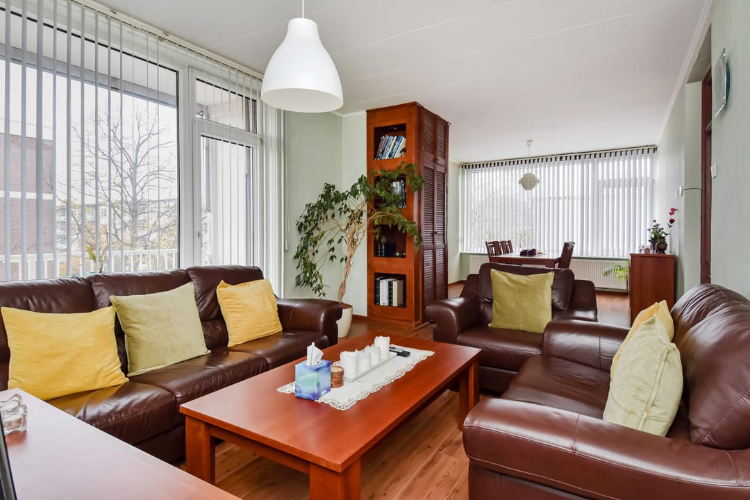 Foto 2 van Leyweg 1036