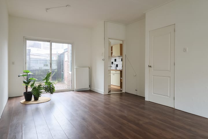 Foto 13 van van Beverwijckstraat 26