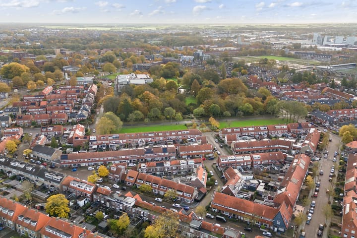 Foto 34 van van Beverwijckstraat 26