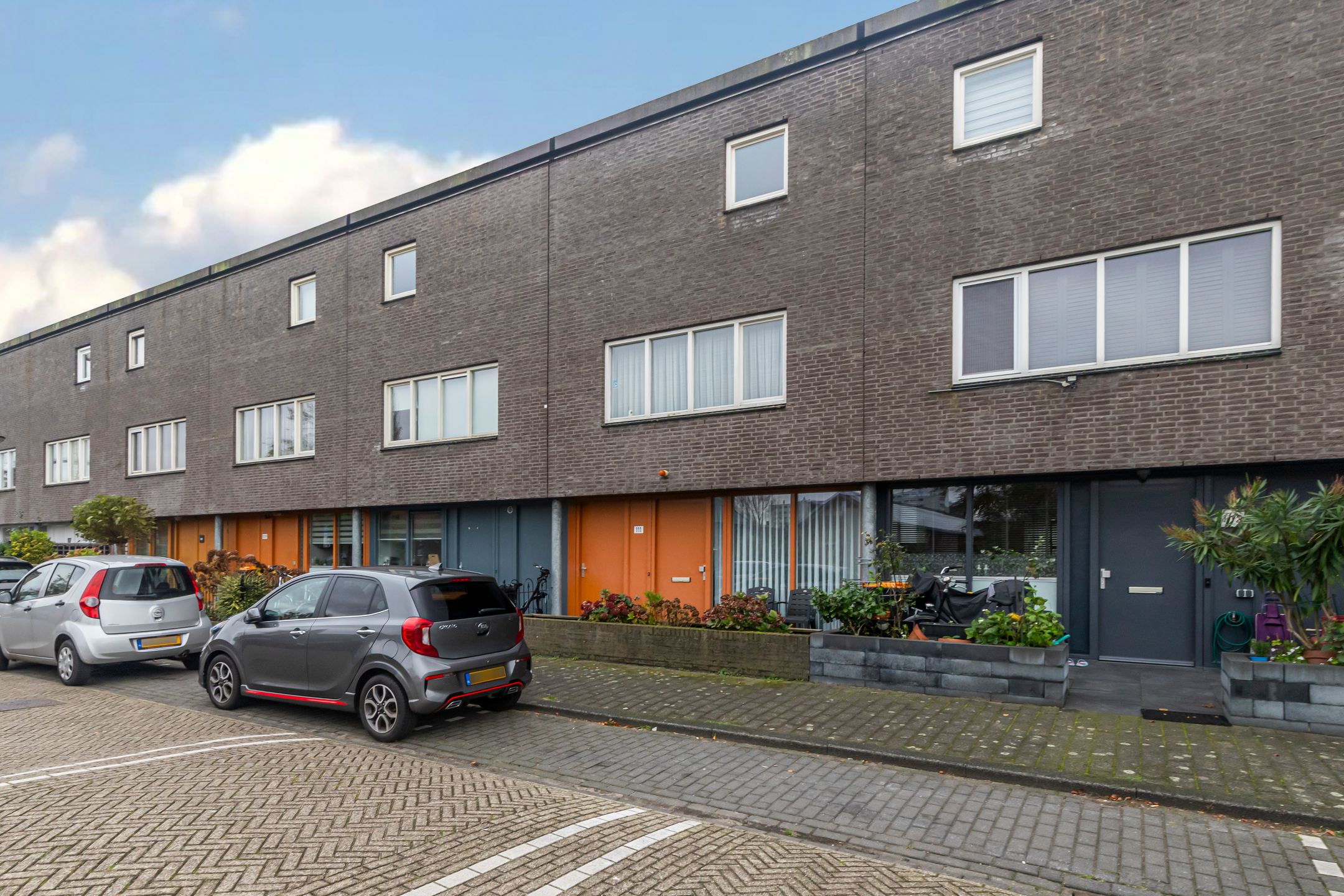 Carry van Bruggenhof 111 