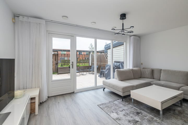 Foto 4 van Carry van Bruggenhof 111