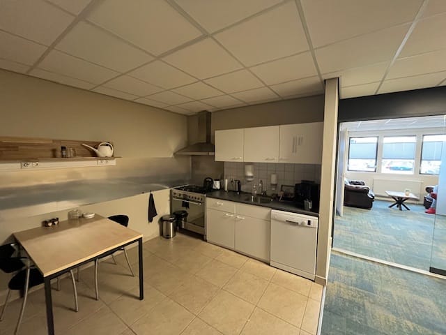 View photo 4 of Janssenlaan 10-2