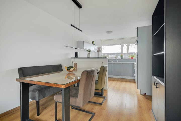 Photo 10 of Waterviolier 152