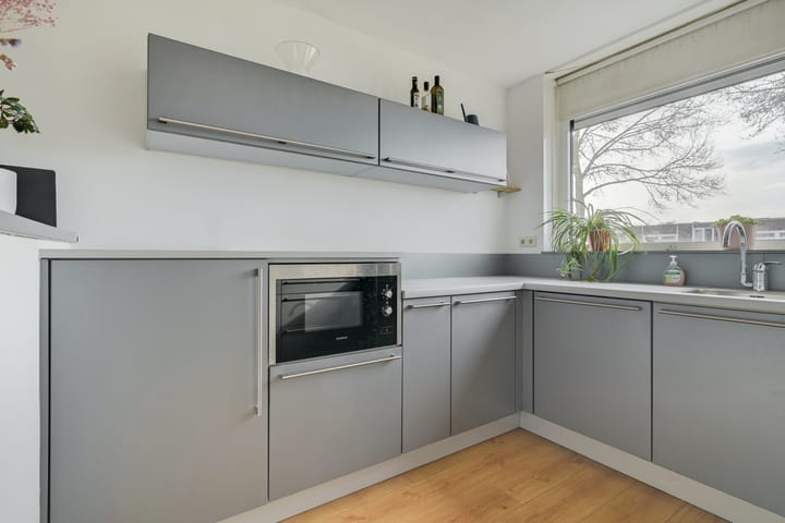 Photo 13 of Waterviolier 152