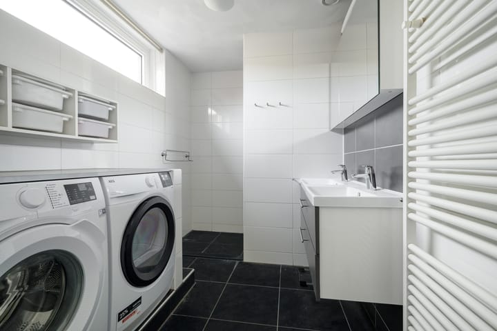 Photo 31 of Waterviolier 152