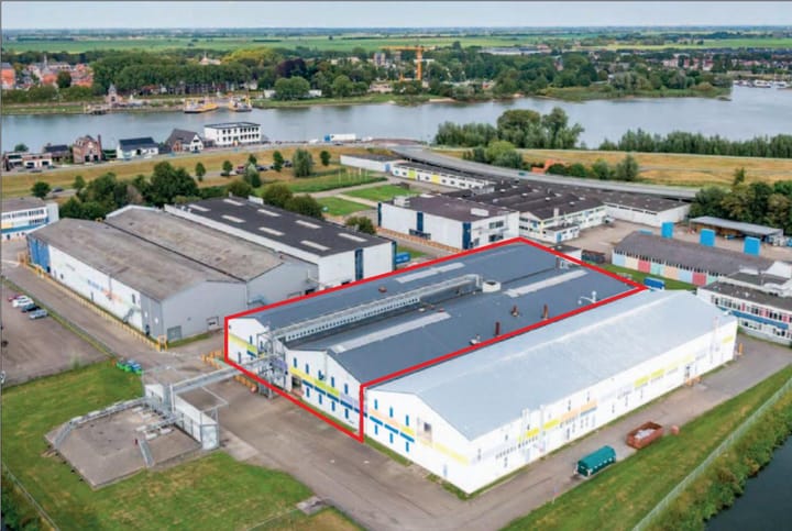 Ambachtsweg 1, Groot-Ammers