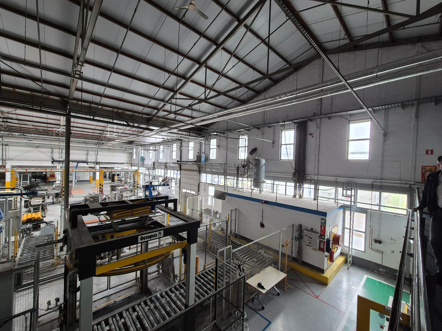 View photo 4 of Ambachtsweg 1