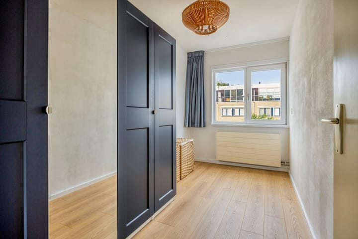 Foto 19 van Glenn Millerstraat 7