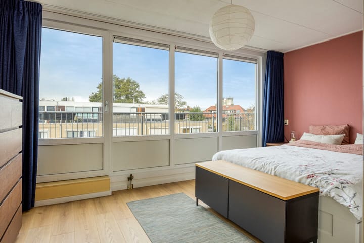 Foto 22 van Glenn Millerstraat 7