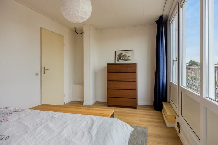 Foto 24 van Glenn Millerstraat 7