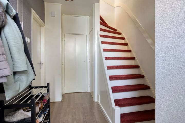 Foto 9 van Leeuwerikweg 19