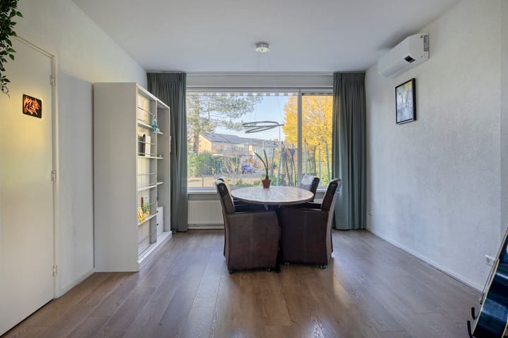 Foto 11 van Leeuwerikweg 19