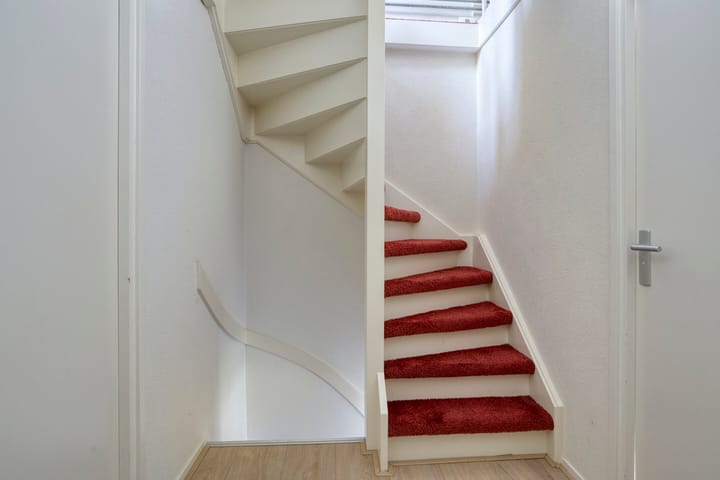 Foto 30 van Leeuwerikweg 19