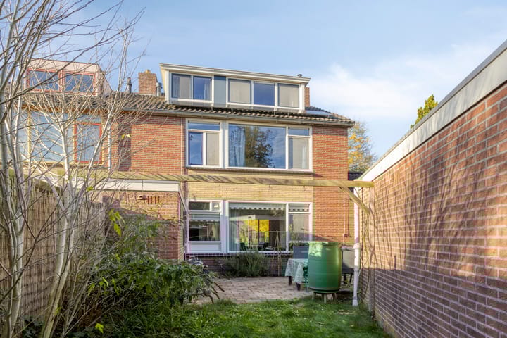 Foto 39 van Leeuwerikweg 19