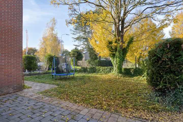Foto 40 van Leeuwerikweg 19
