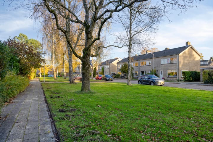 Foto 44 van Leeuwerikweg 19