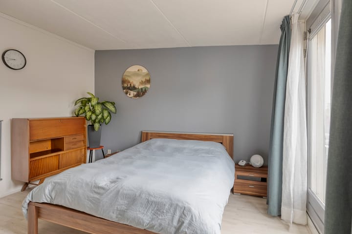 Photo 17 of Van Schaikstraat 5