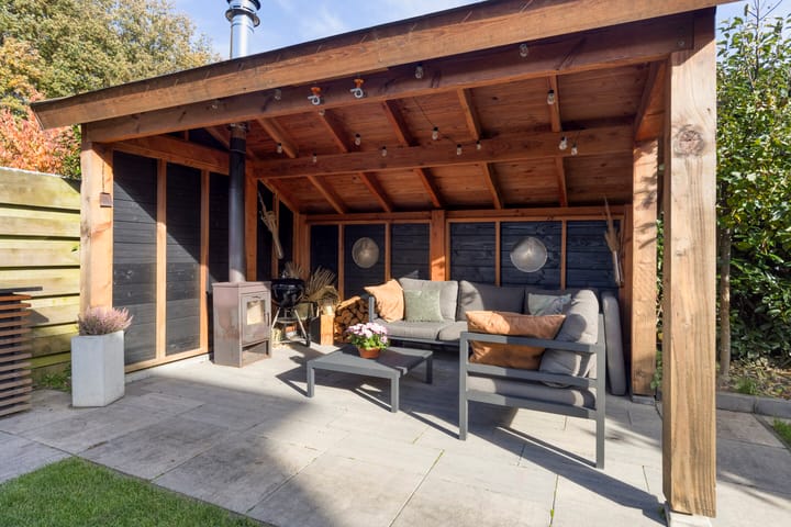 Photo 28 of Van Schaikstraat 5