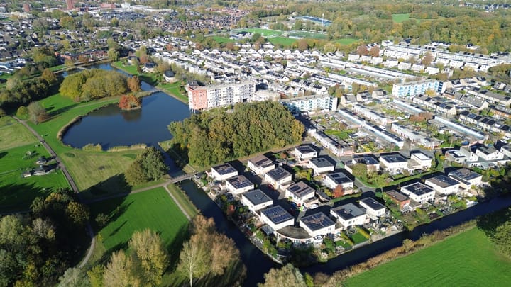 Photo 36 of Van Schaikstraat 5