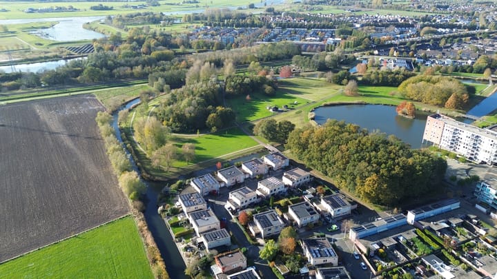 Photo 37 of Van Schaikstraat 5