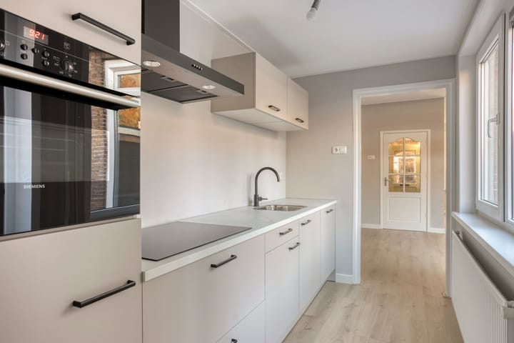 Photo 3 of Johan Willem Frisostraat 23