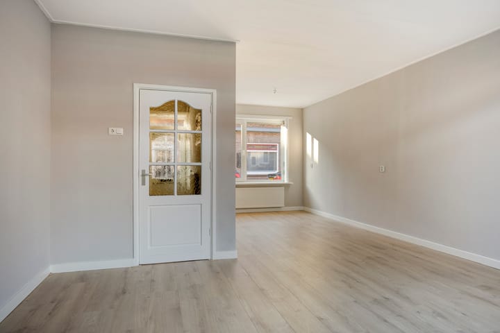 Photo 9 of Johan Willem Frisostraat 23