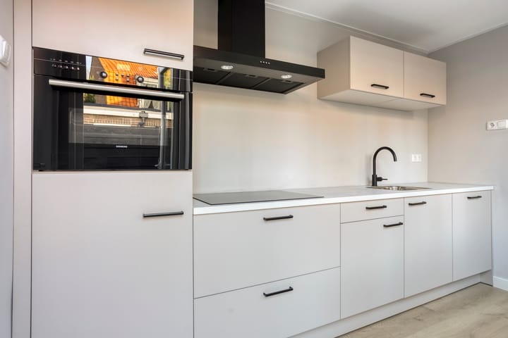 Photo 14 of Johan Willem Frisostraat 23