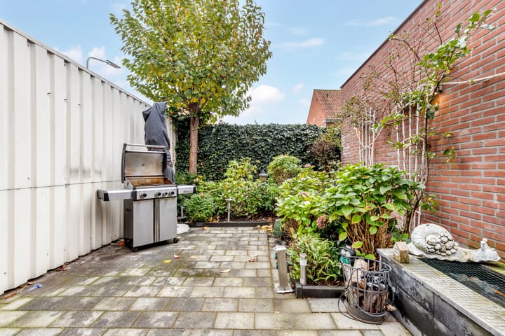 Photo 7 of Leeghwaterstraat 120