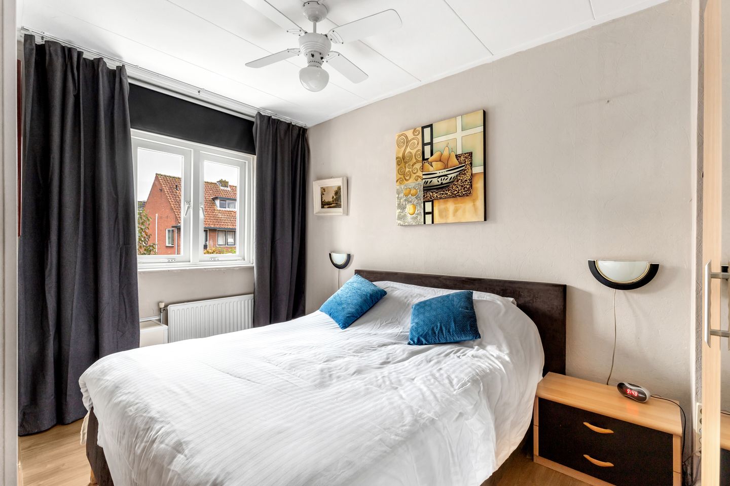 Photo 19 of Leeghwaterstraat 120