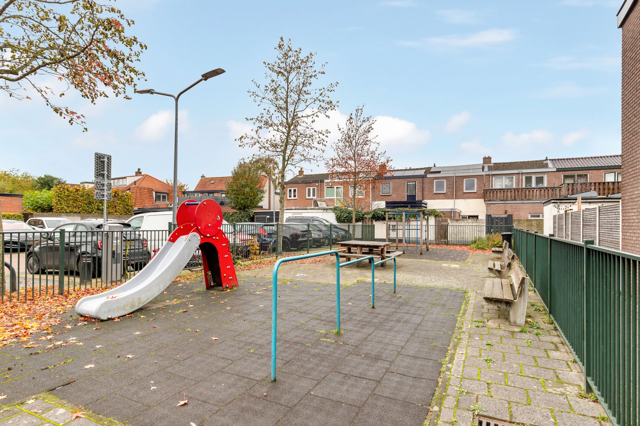 Photo 30 of Leeghwaterstraat 120