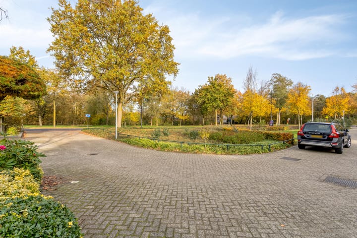 Photo 4 of Landschrijversveld 115