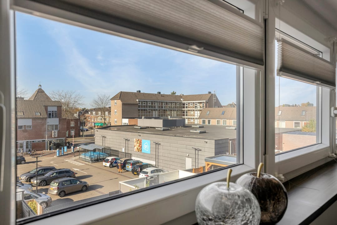 Foto 38 van Burgemeester Lespinassestraat 7