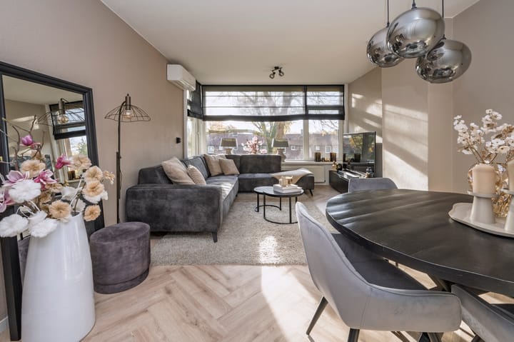 Photo 2 of Vogelplantsoen 9