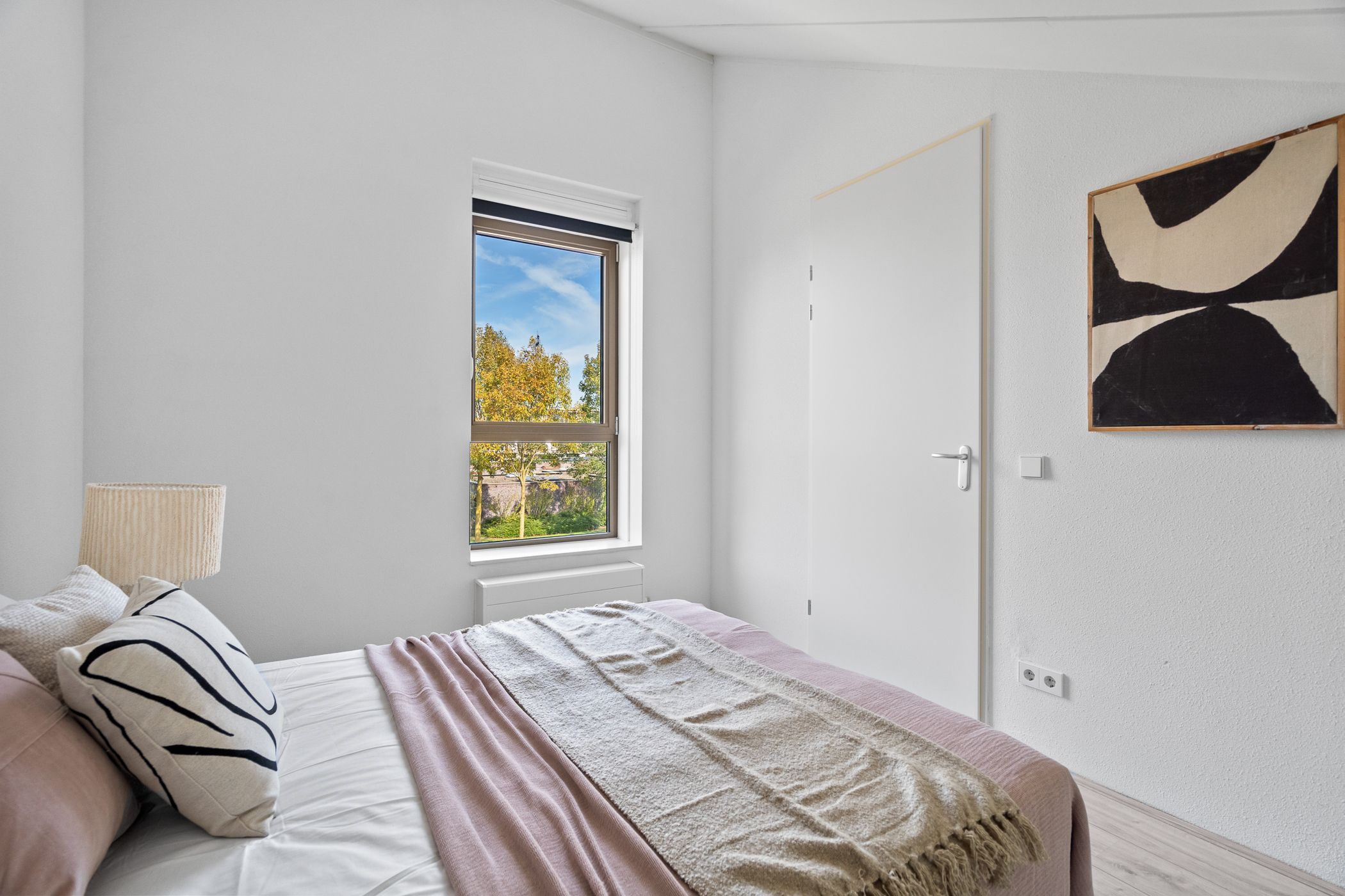 Photo 42 of Edmond Audranstraat 31