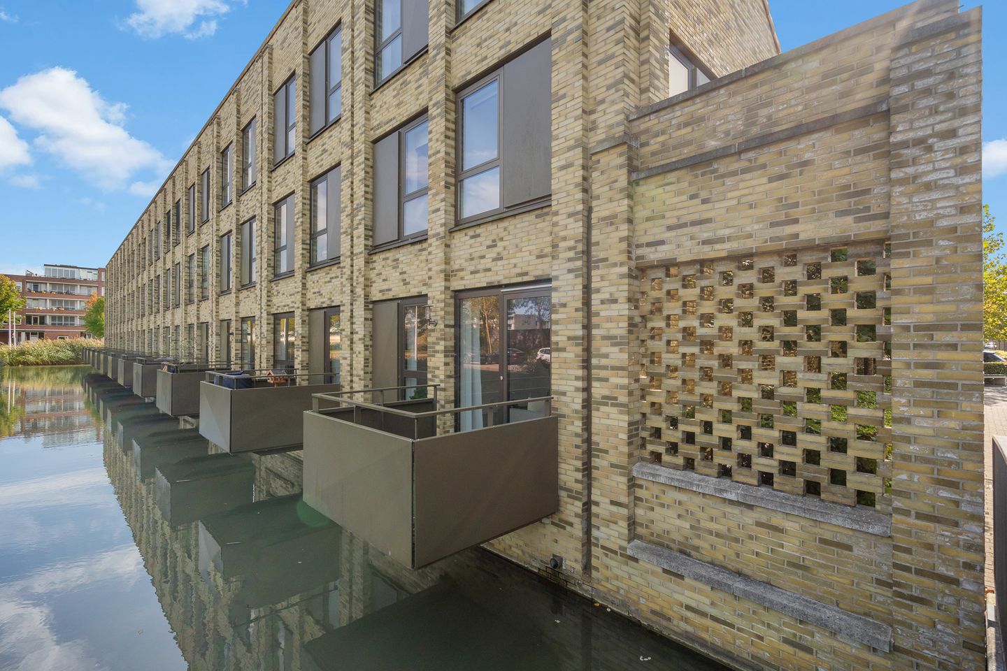 Photo 49 of Edmond Audranstraat 31