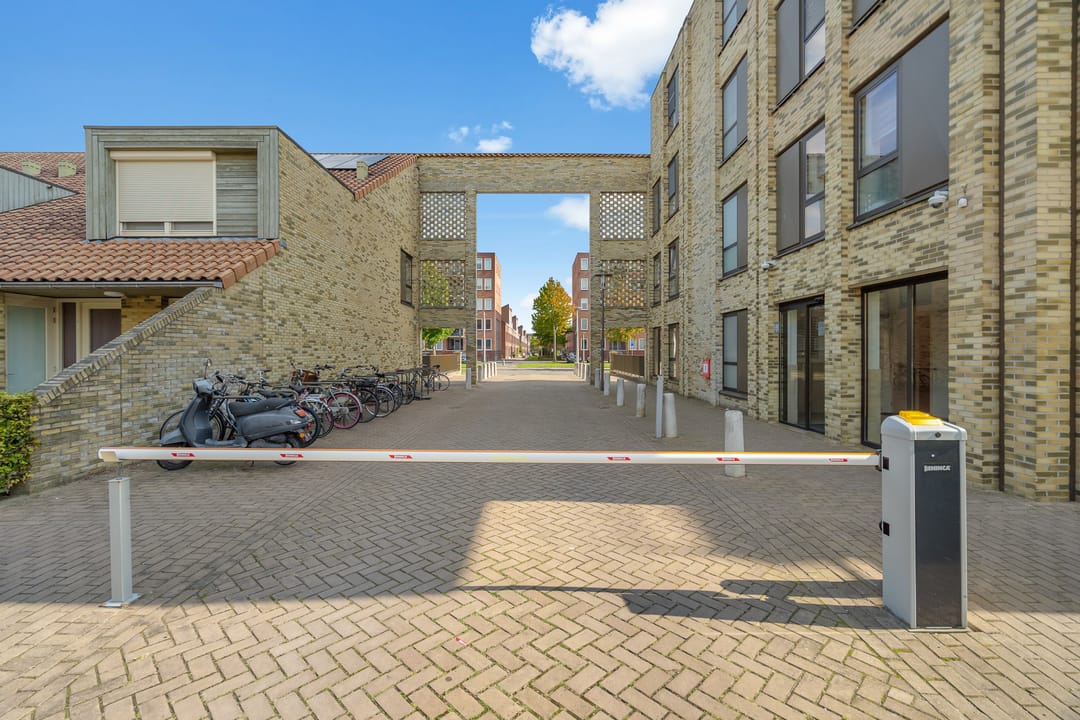 Photo 53 of Edmond Audranstraat 31