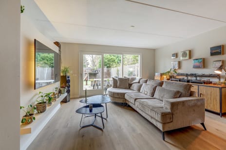 Wedesteinbroek 2009 secondary image