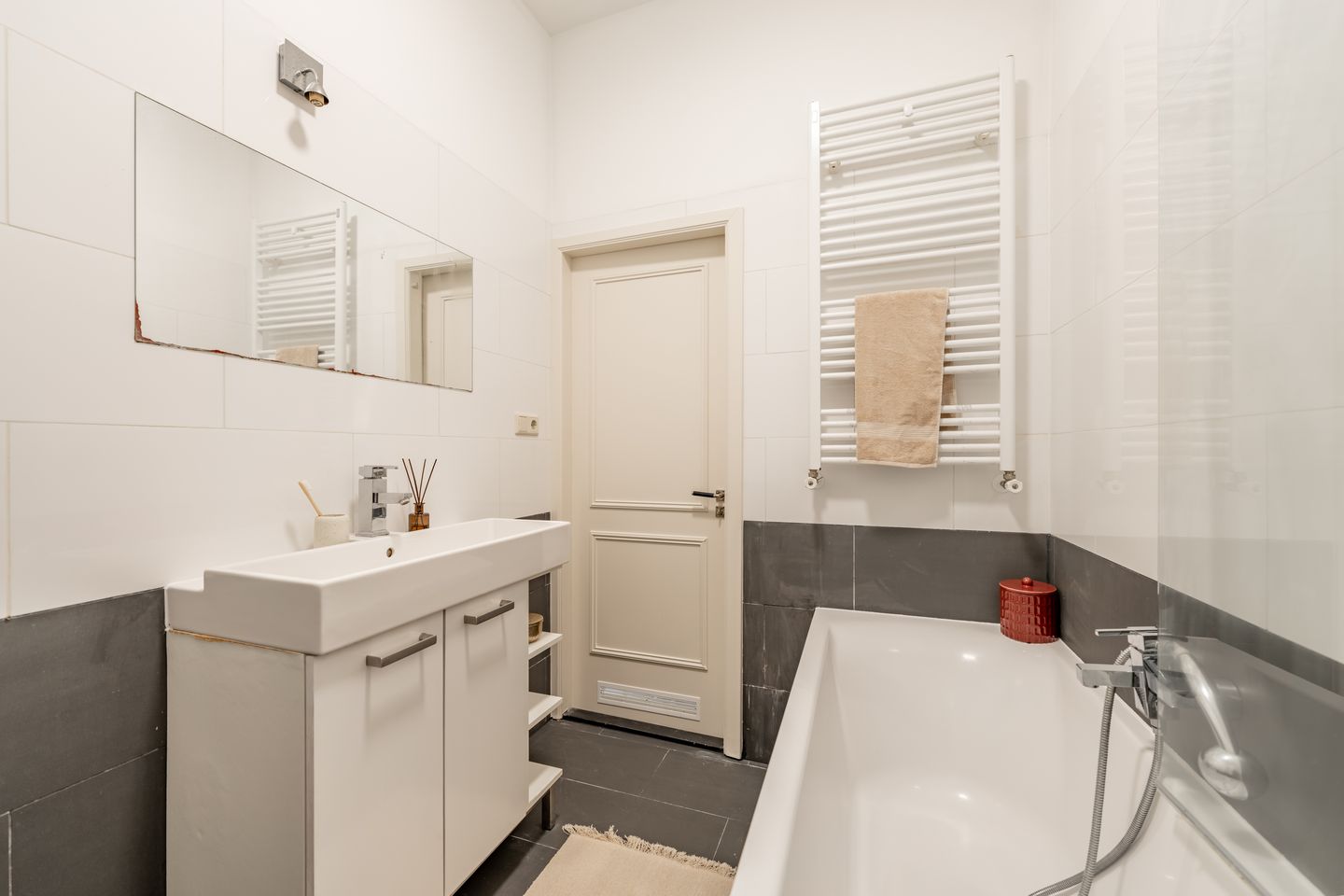 Photo 34 of Jan Hanzenstraat 47-H