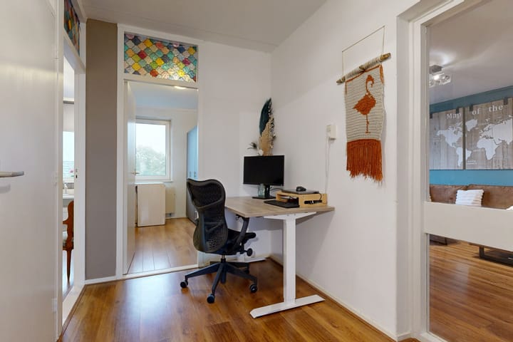 Photo 15 of Plutostraat 134