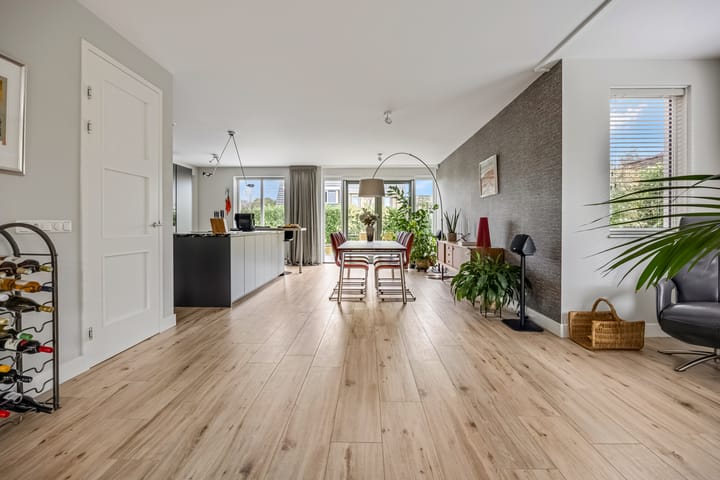 Photo 9 of Piet Romboutlaan 84