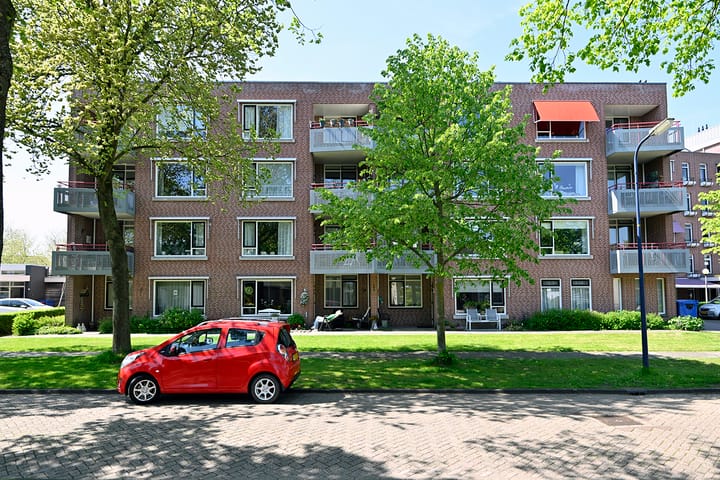 Photo 2 of Saxenstate 9